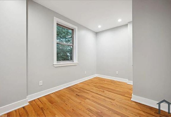 4th image of 1701 W Jefferson St #B