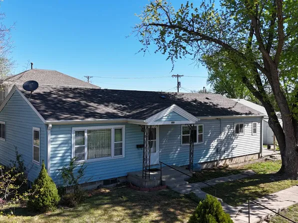202 E Spencer St, Mankato, KS 66956