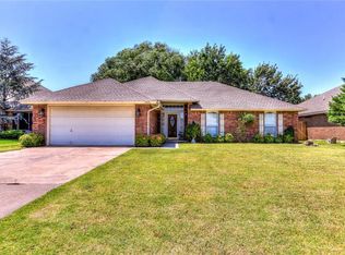 4821 Del Aire Dr, Del City, OK 73115