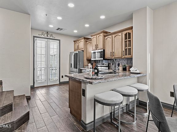 5th image of 2635 S BAHAMA Drive