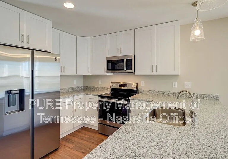 600 Hadley Village Blvd — Photo 11