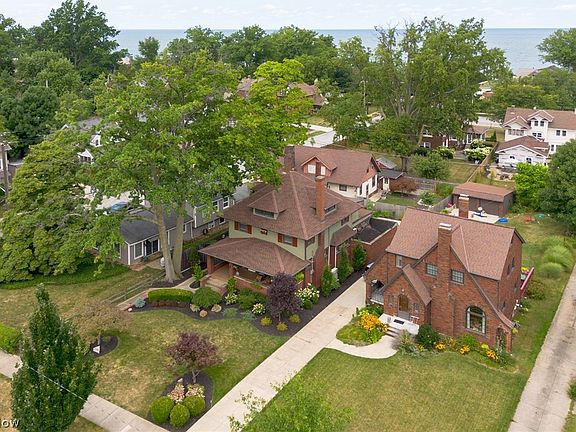 4th image of 17480 Clifton Blvd
