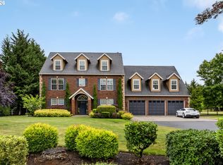 21440 S Meadowridge Ct, Oregon City, OR 97045