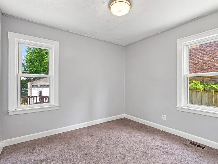 5274 Somerset Ave — Photo 30