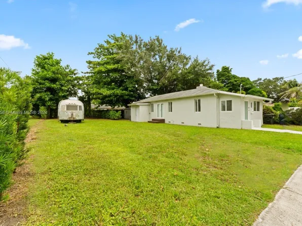 6165 SW 62nd Ter, South Miami, FL 33143