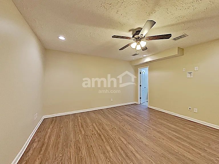 808 Ottoe Ct — Photo 20