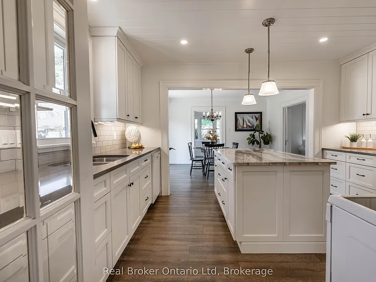 303022 Grey Ave #15 — Photo 17