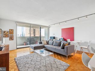 224 W Rittenhouse Sq #1914, Philadelphia, PA 19103