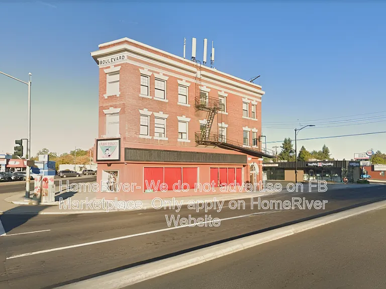 1911 N Monroe St #D — Photo 7