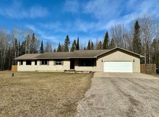 2706 Indian Trail Rd, Cheboygan, MI 49721