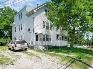 572 Gaskill St, Blackstone, MA 01504