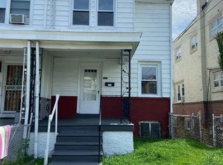 7038 Clover Ln, Upper Darby, PA 19082