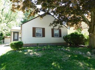 3998 Delmore Rd, Cleveland Heights, OH 44121