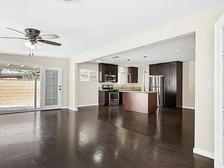 465 Meadowbrook Dr — Photo 42