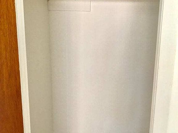 5th image of 2509 34th Ave APT 3R