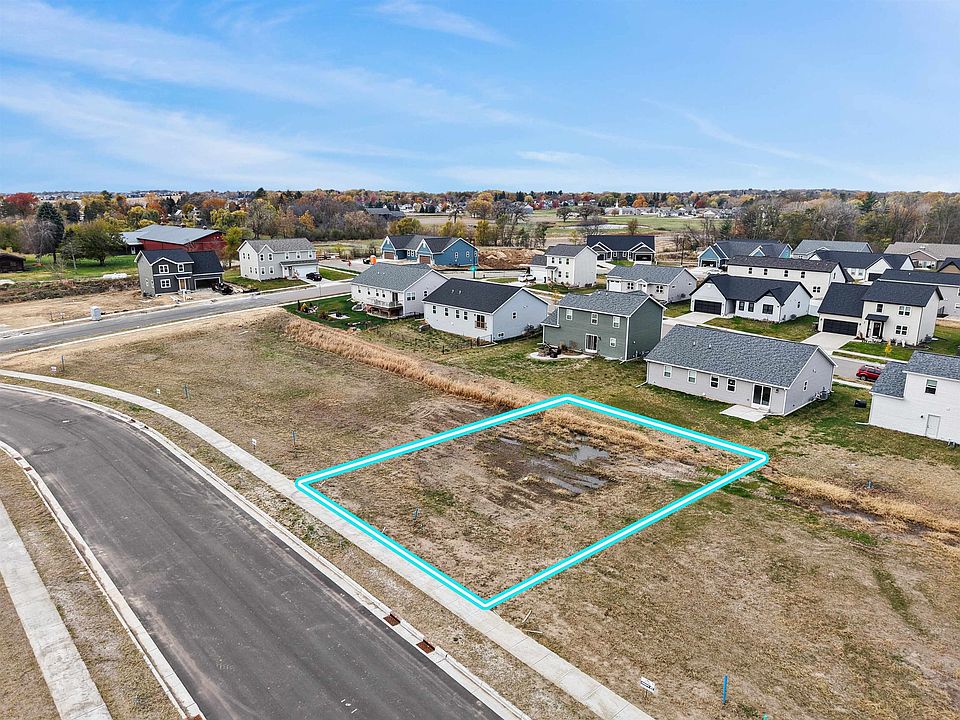 1st image of 350 Wild Rose Way