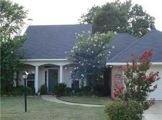 10520 Plum Creek Dr, Shreveport, LA 71106
