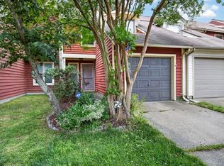 317 Elderwood Ct, Virginia Beach, VA 23462