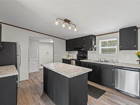 5th image of 7180 Whispering Meadows Dr W
