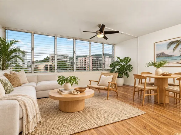 1550 Wilder Ave APT A402, Honolulu, HI 96822