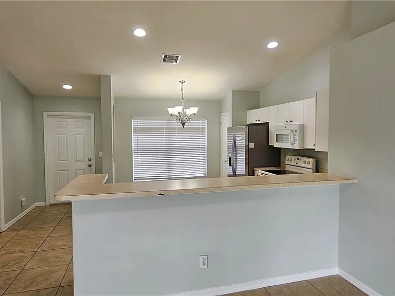 1021 Berwick St — Photo 5