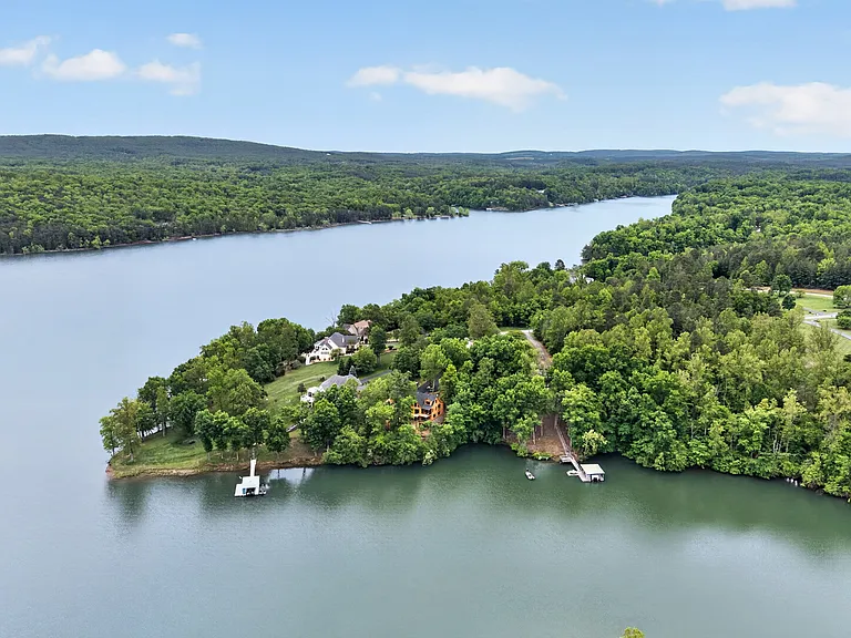 308 Acres Ct — Photo 8