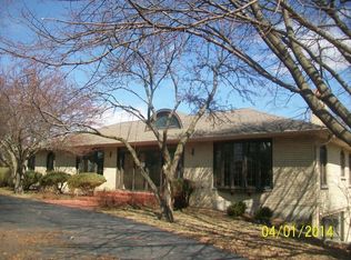 19N419 Sleepy Hollow Rd, Algonquin, IL 60102