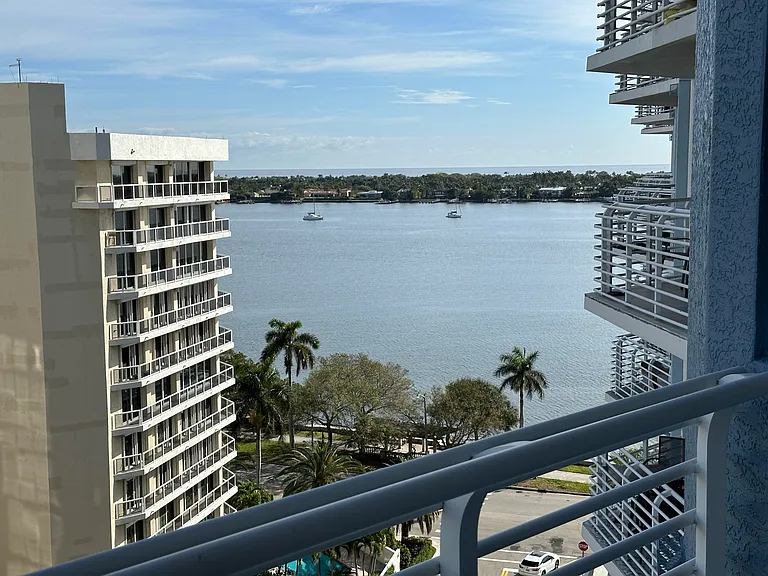1551 N Flagler Dr #1106 — Photo 8