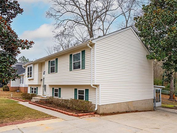 3rd image of 1323 Riverwalk Way