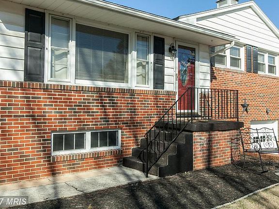2nd image of 12026 Sherwood Dr