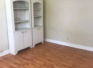 624 4th St S APT E, Columbus, MS 39701