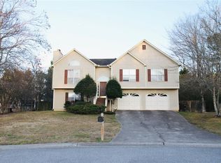 1419 Gentry Ct, Powder Springs, GA 30127