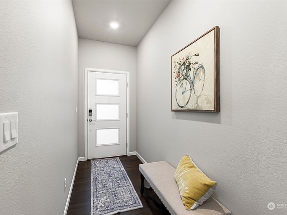 5th image of 13264 178th Avenue Ct E
