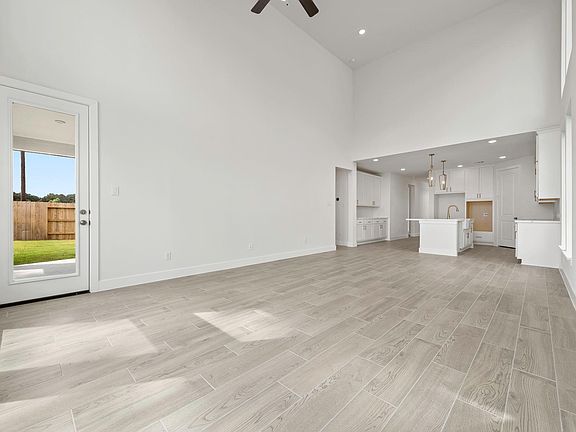 4th image of 509 Buckaroo Dr