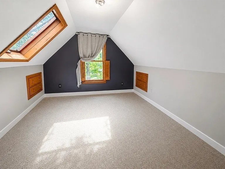31 Woodside Cir — Photo 13