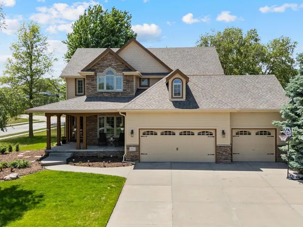 7505 Overview St, Papillion, NE 68046