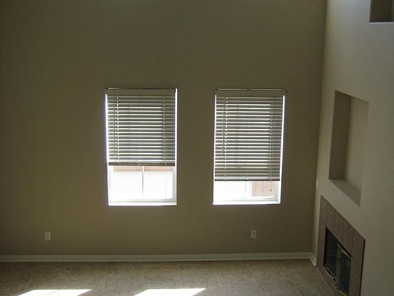 2nd image of 27049 Fairway Ln
