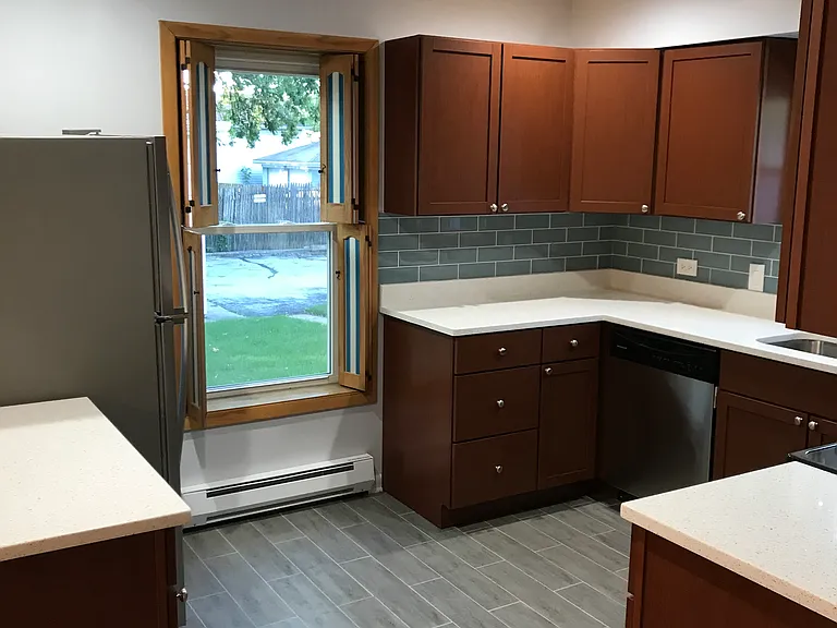 2505 Trillium Ln — Photo 9