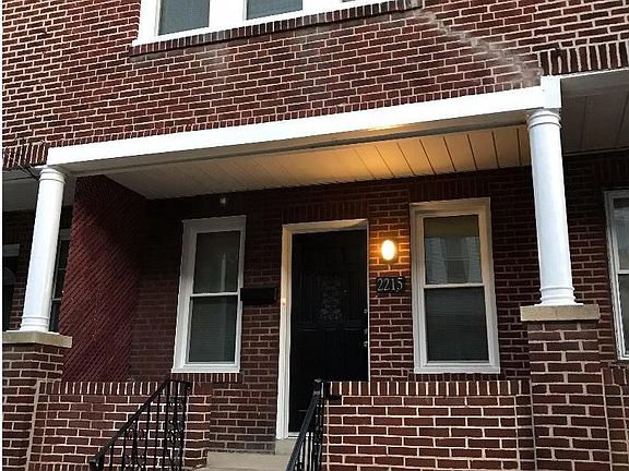 2nd image of 2215 S Beechwood St