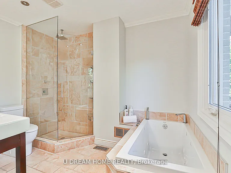 31 Shawfield Cres — Photo 31