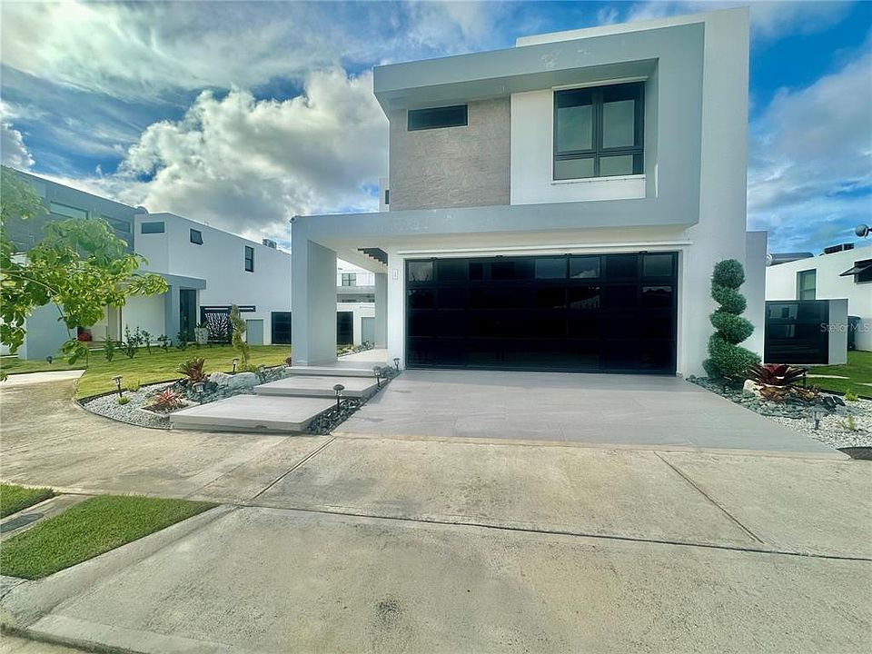 1st image of 177 Los Suenos Ciudad Gdn