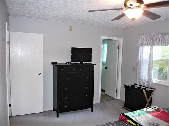 2nd image of 5425 Plover Ln