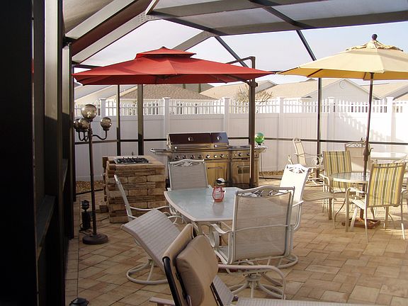 1400 sq ft birdcage