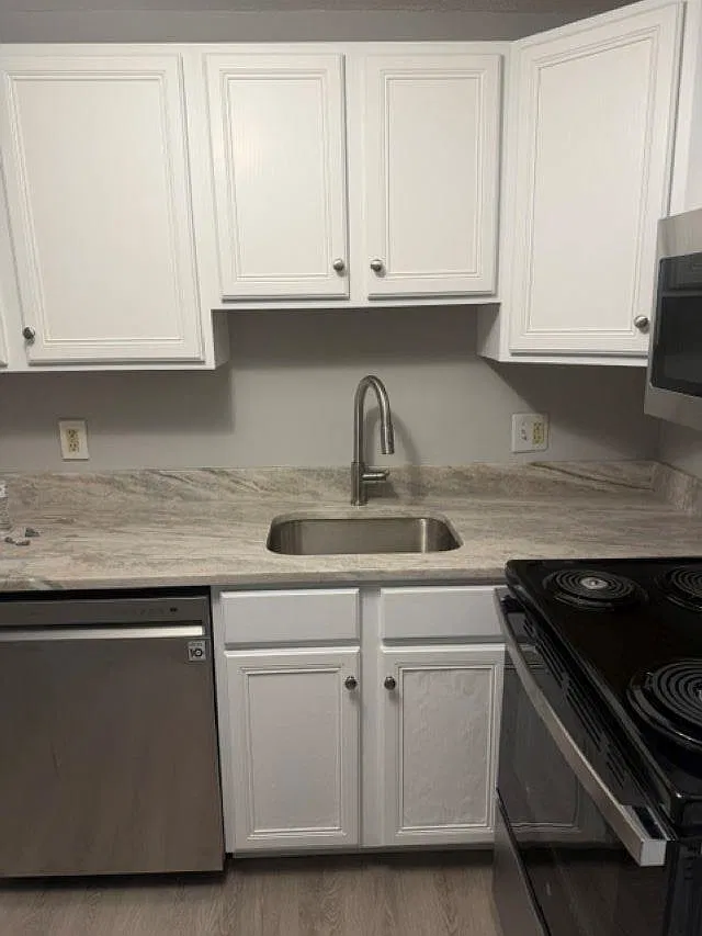 Pinewood Estates — Photo 4