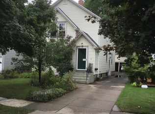 19 Hamilton Dr, Amherst, NY 14226