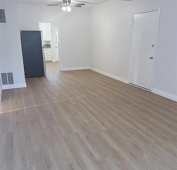 11944 S Grevillea Ave #S — Photo 7