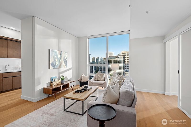 5th image of 121 Stewart Street #2202