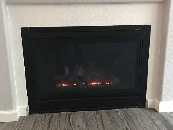 3rd image of 307 Ballymore Cir
