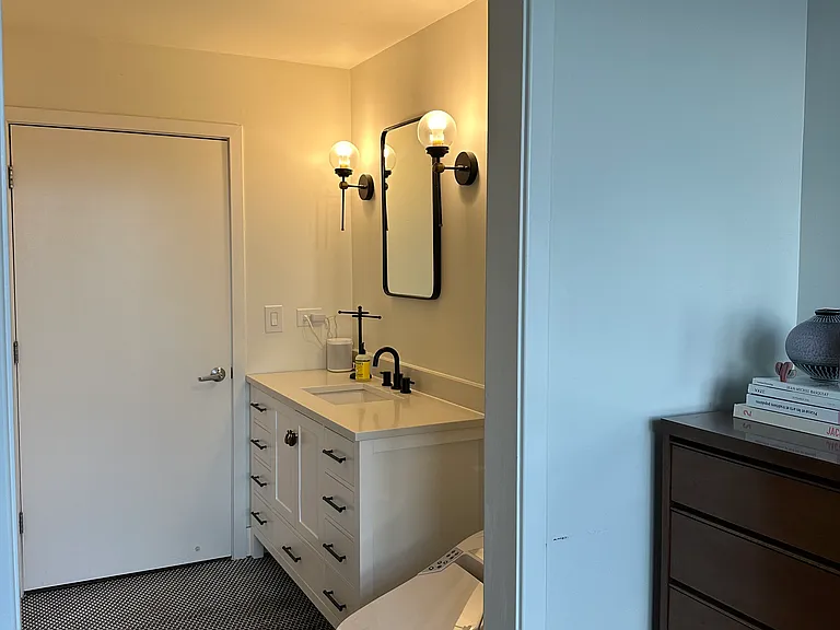 901 W Madison St #606 — Photo 28
