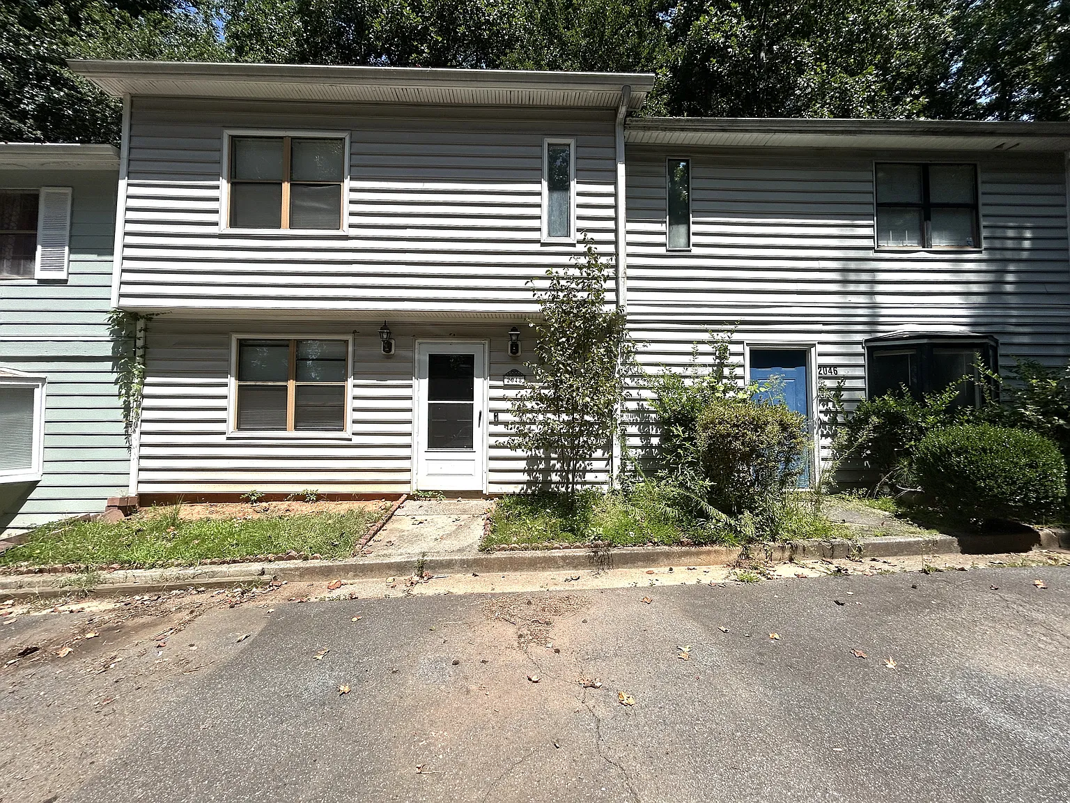 2 bed, 2.5 bath, 1078 sqft, $1,395 — Photo 1